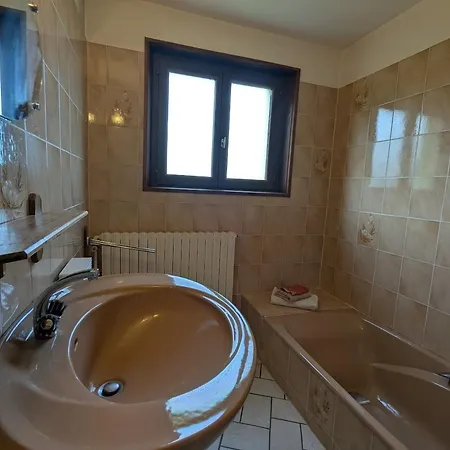 D'hotes Familiales A Vecoux, Nature Et Activites - Fr-1-589-739 *