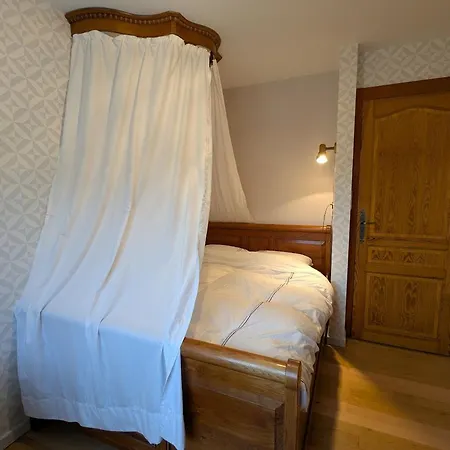 D'hotes Familiales A Vecoux, Nature Et Activites - Fr-1-589-739